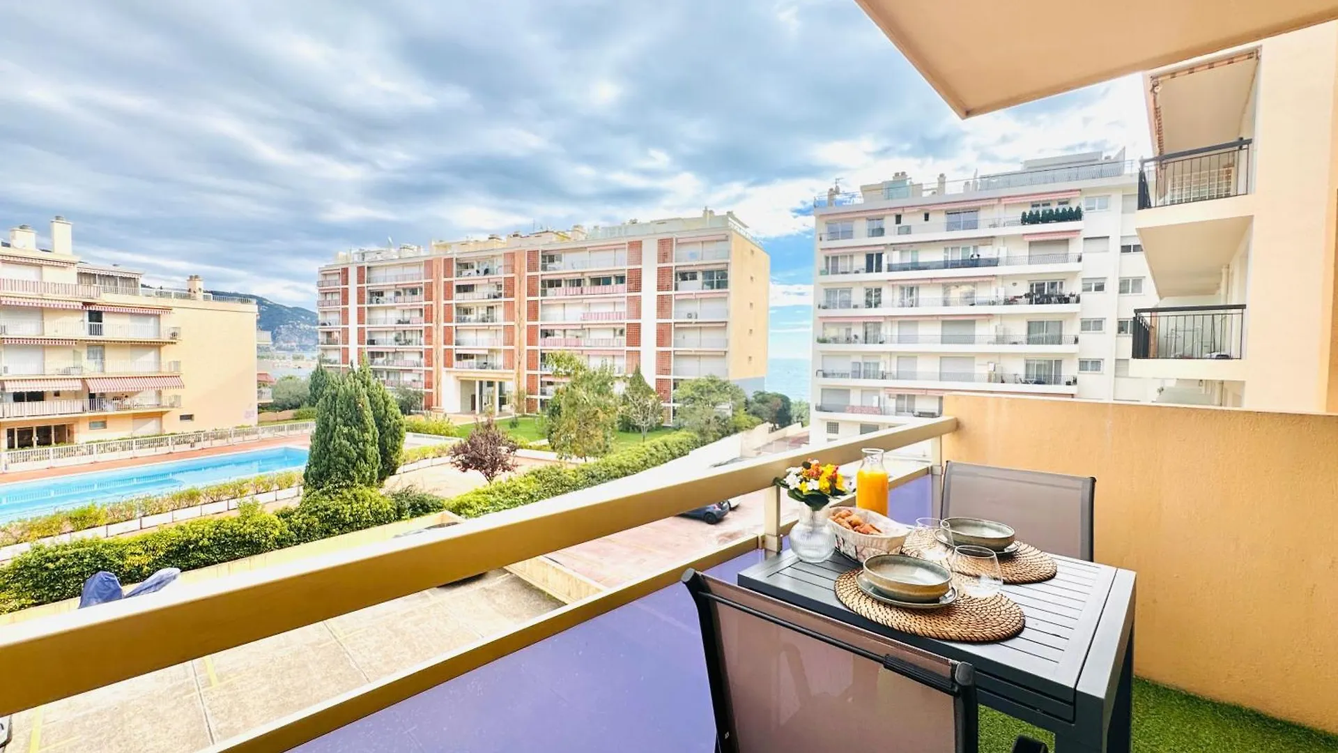 Charming 2-Rooms Apartment - Walk To Beach, Near Monaco & Menton Roquebrune-Cap-Martin